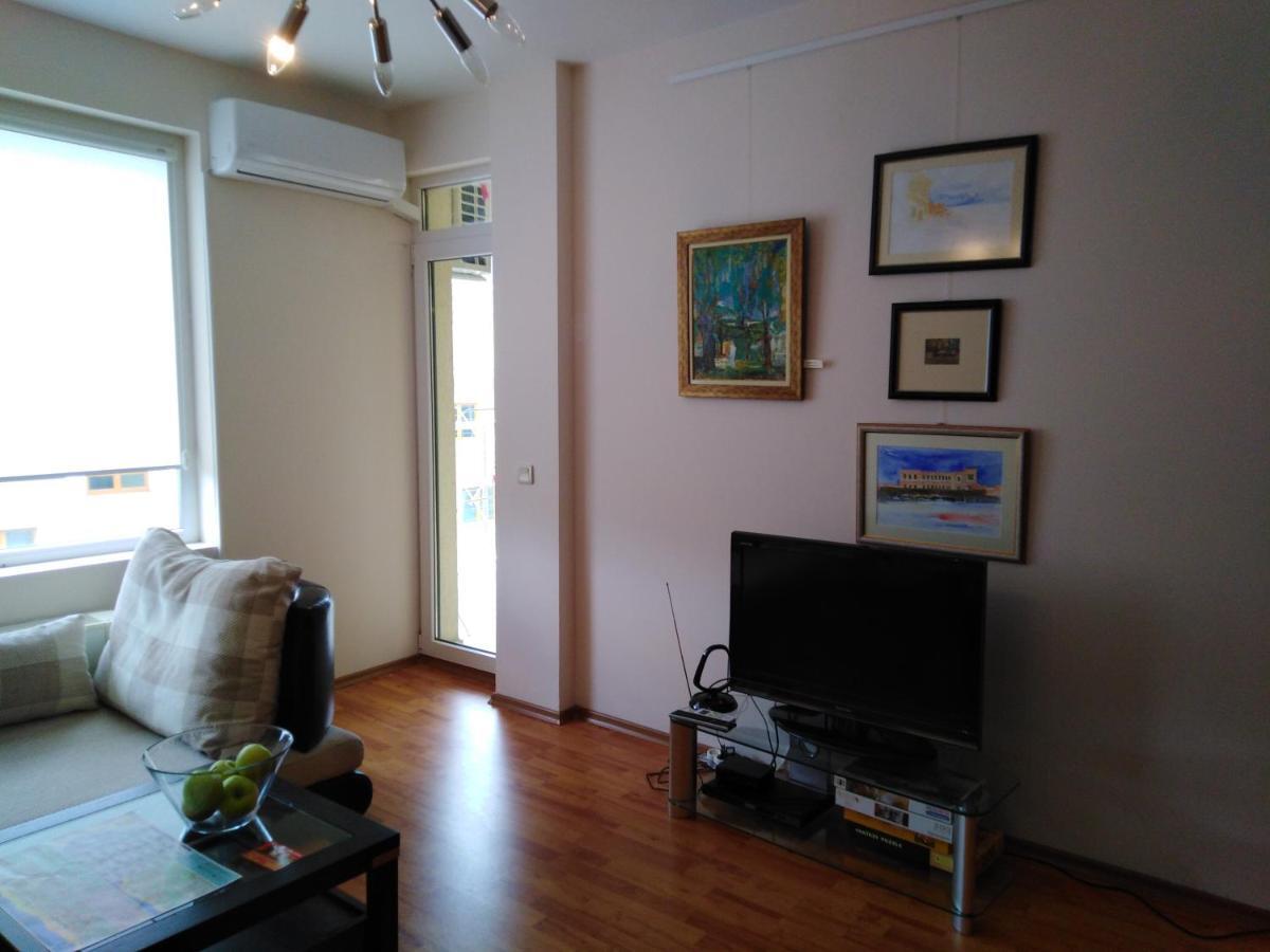 Private Apartment In Saint Elena Saints Constantine and Helena Exterior photo